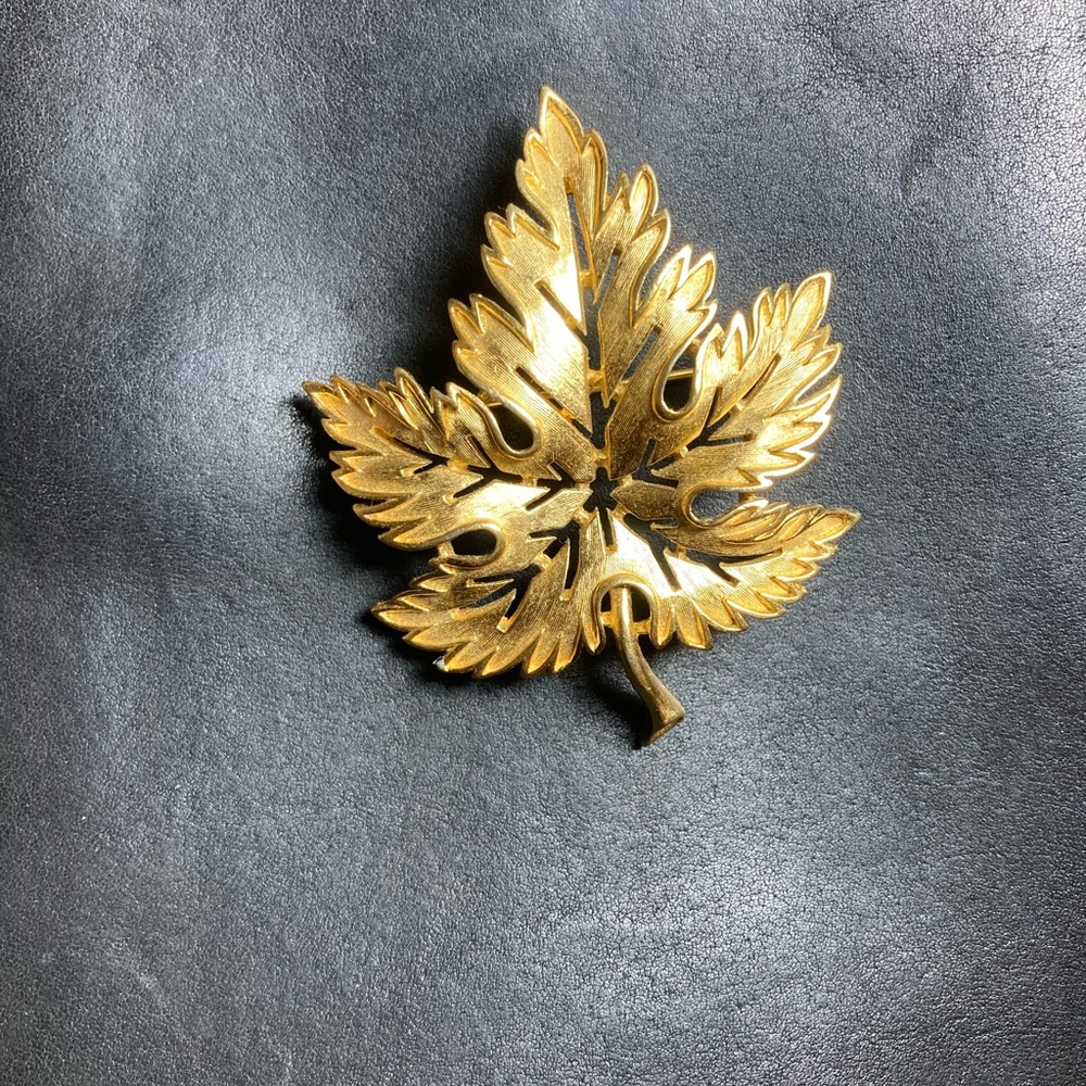 Vintage Crown Trifari Maple Leaf Brooch - Brushed Gold Tone - Signed Designer
